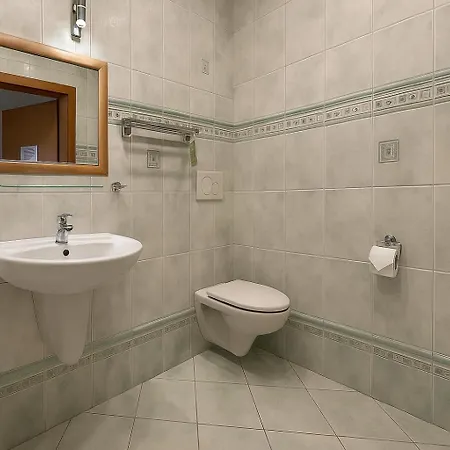 Hotel Metro Hotel 3*