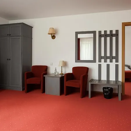 Hotel Metro Hotel 3*