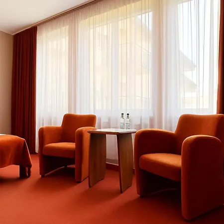 Hotel Metro Hotel 3*