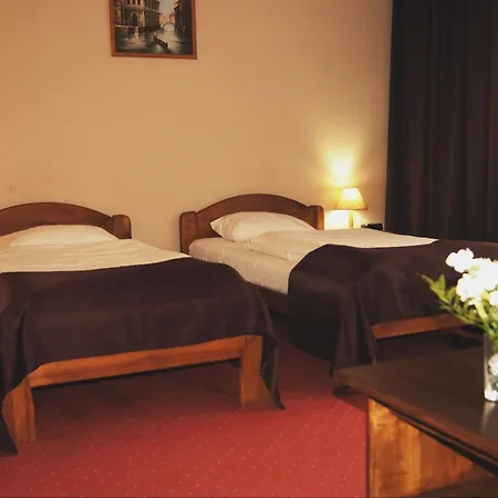 Hotel Metro Hotel 3*